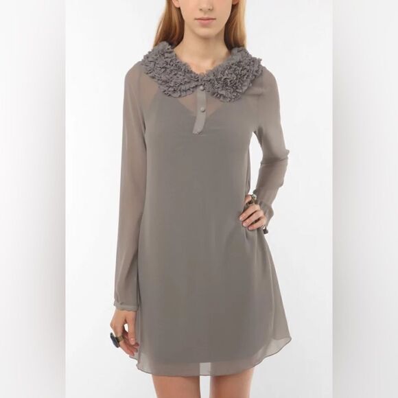 Urban Outfitters Quail Ruffle Trimmed Chiffon Dress NWT - Picture 1 of 13